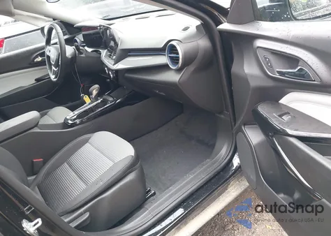 2025 Chevrolet Trax Fwd Lt z USA, uszkodzony, nr VIN KL77LHEP7SC170154